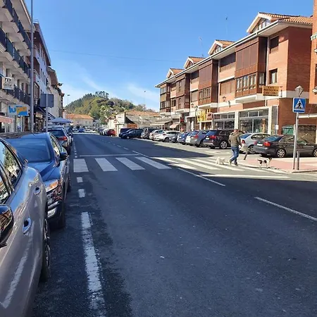 Campanuca Apartman *